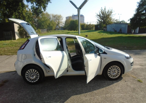 Fiat Punto cena 14900 przebieg: 210655, rok produkcji 2012 z Płock małe 562